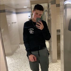 Meet your Posher, Mackenzie